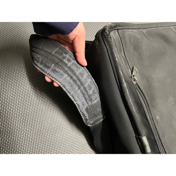 Tumi Alpha 26060d4 Black‎ Expandable Briefcase Messenger Laptop Bag - Picture 10 of 14